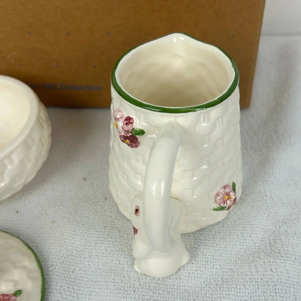 Avon NOS VTG Bunny Sugar and Creamer Set - Picture 3 of 12